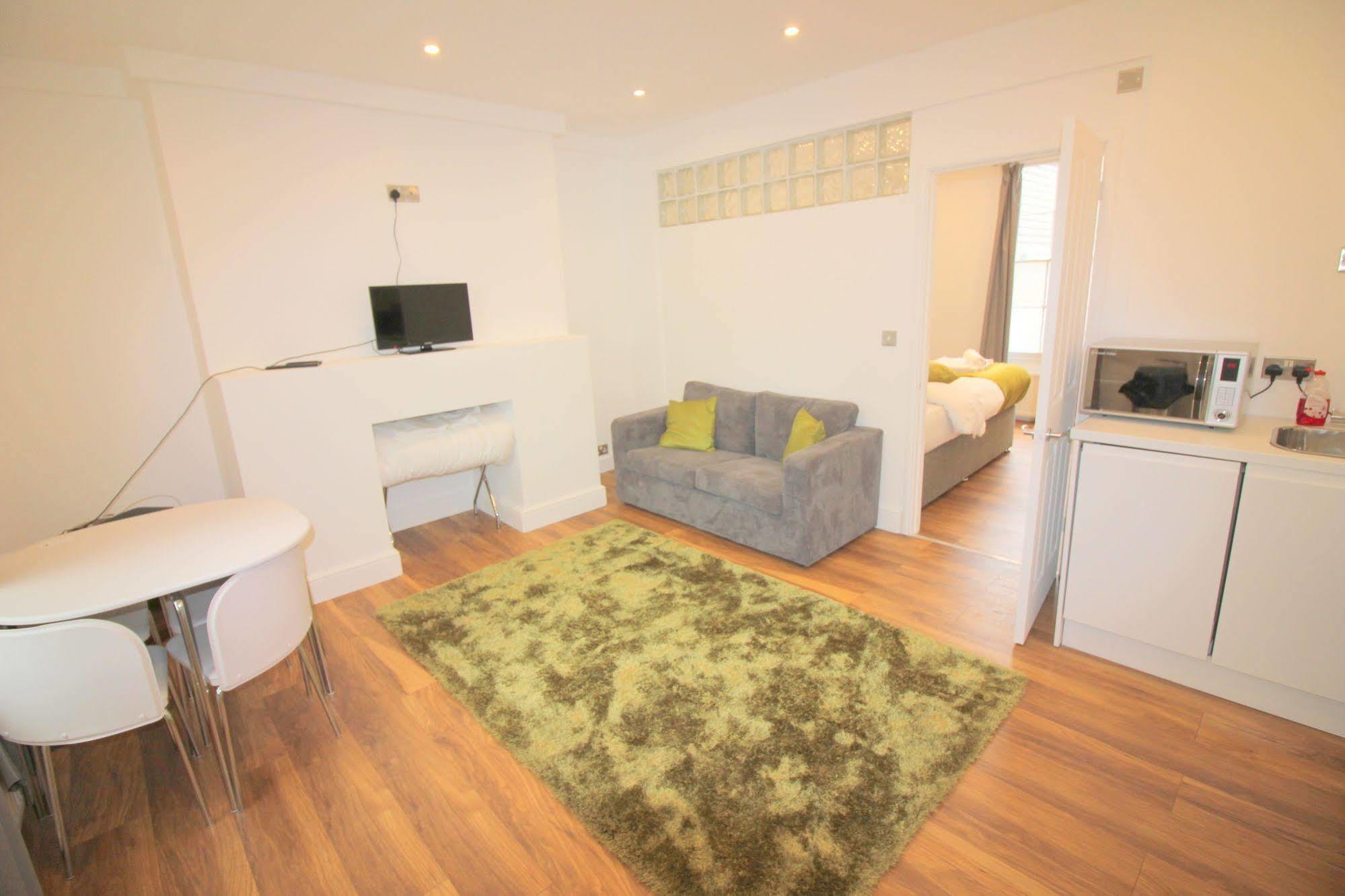 Cambridge City Apartments Luaran gambar